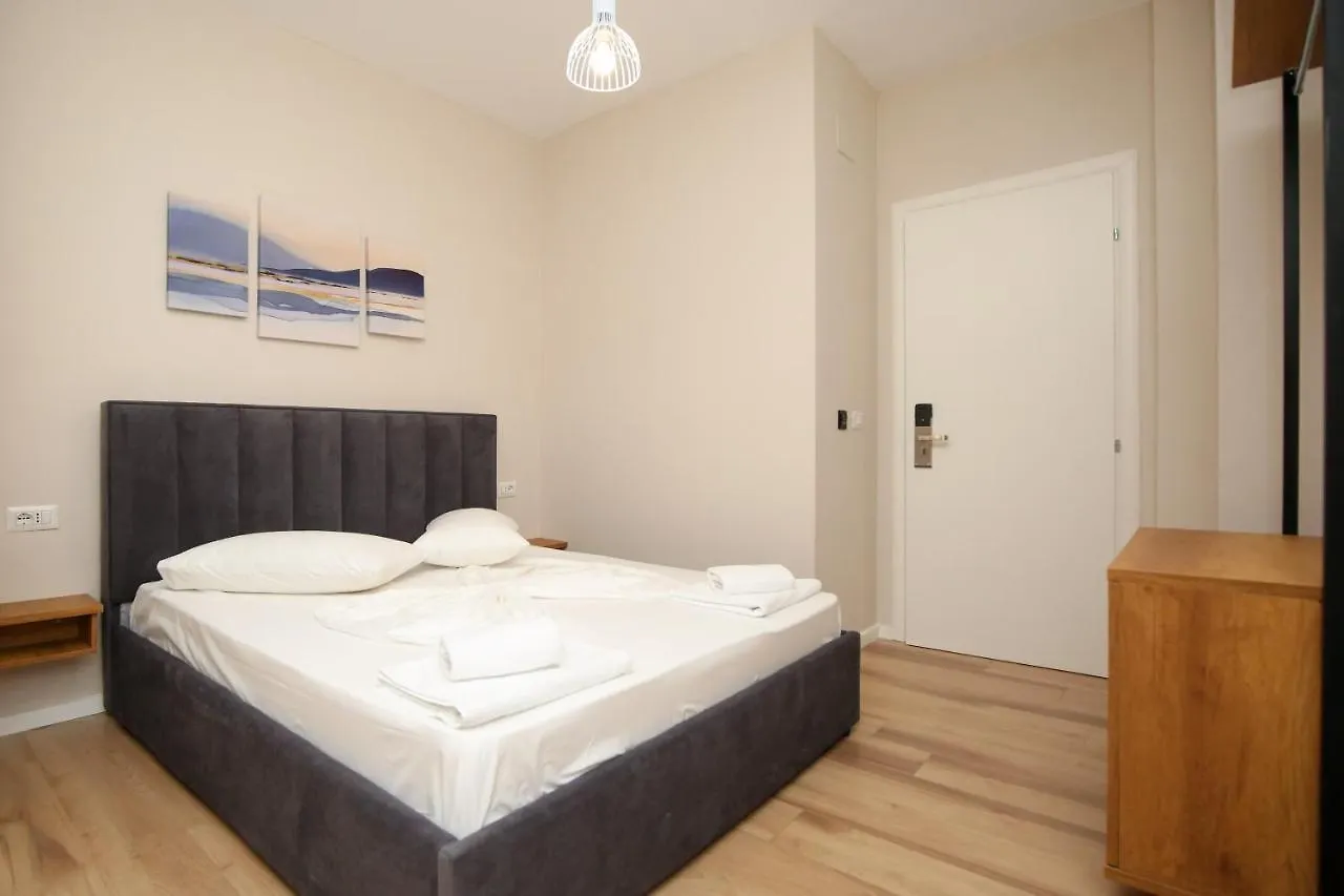 Hotel Amantia Orikum 0*,