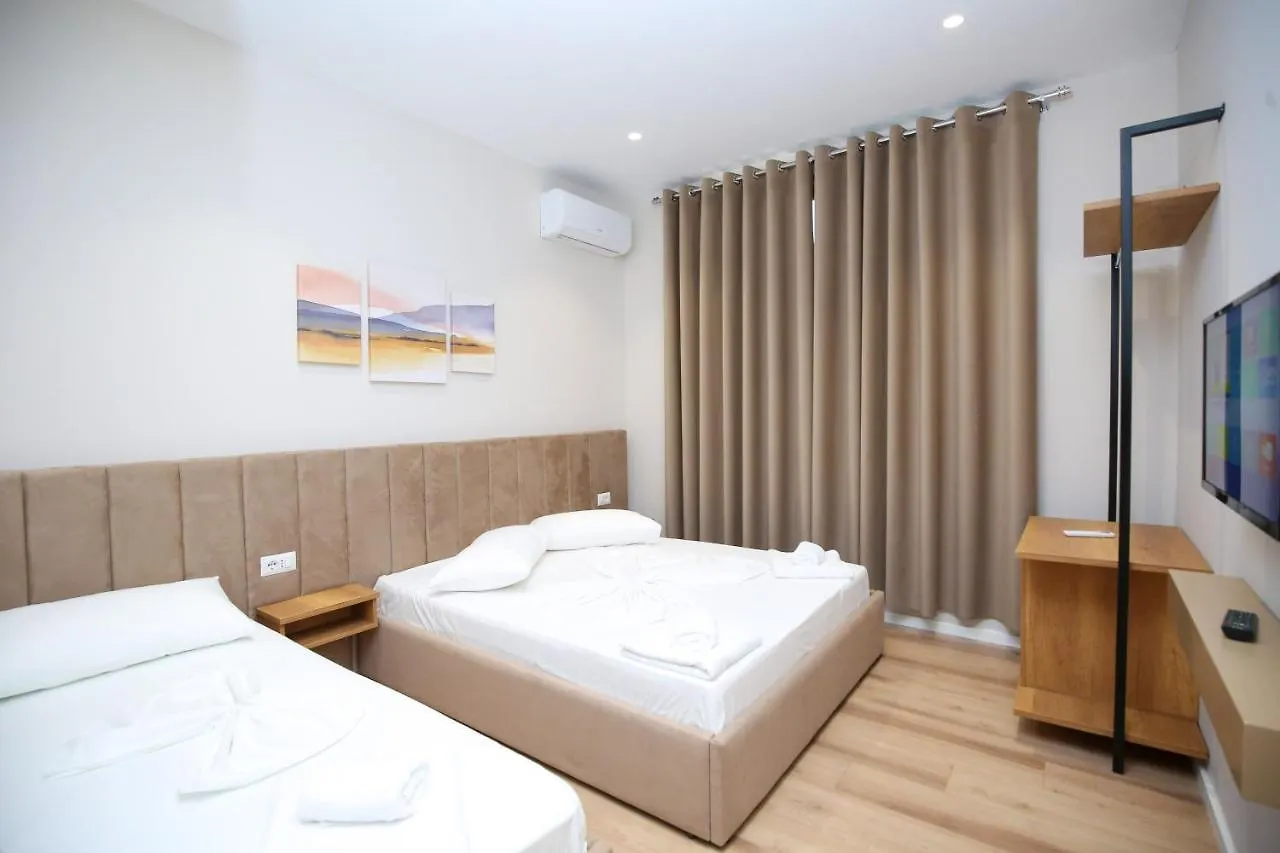 Hotel Amantia Orikum 0*,  Albania